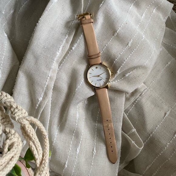 Kate spade rose gold watch - Picture 4 of 5